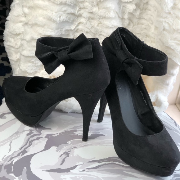 Plumps - Picture 2 of 4